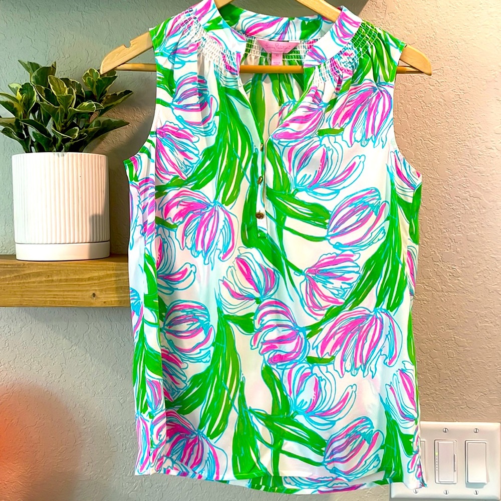 Lilly Pulitzer Elsa Sleeveless Silk Blouse. Size XS